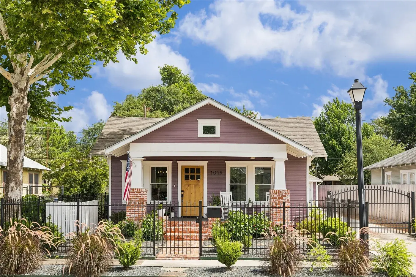 1019 East 14th Street, Houston